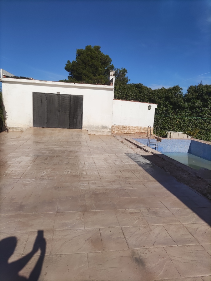 Hormigón impreso y  piscina