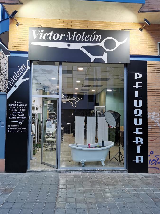 Iluminación fachada peluquería