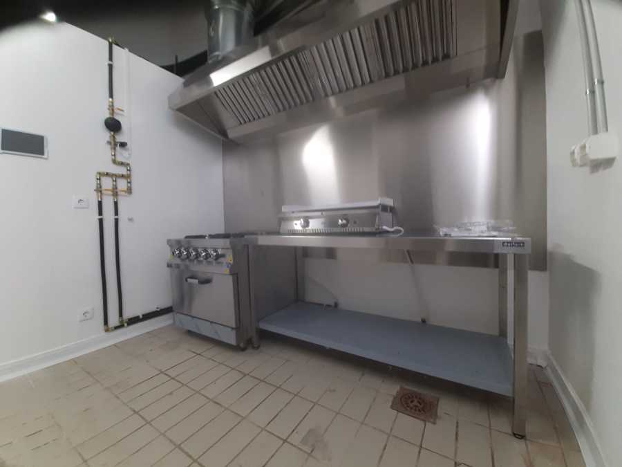 Campana con pared de acero