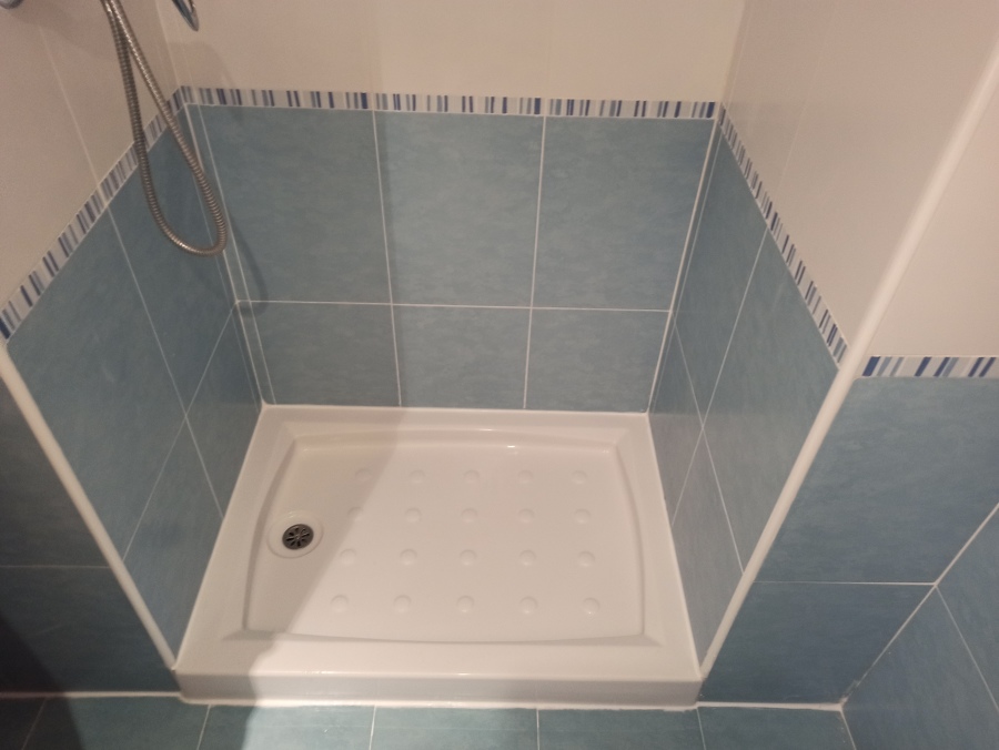 Sellado de plato de ducha