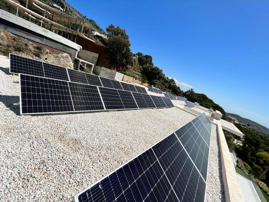 Instalacion FV Vivienda en Benahavis