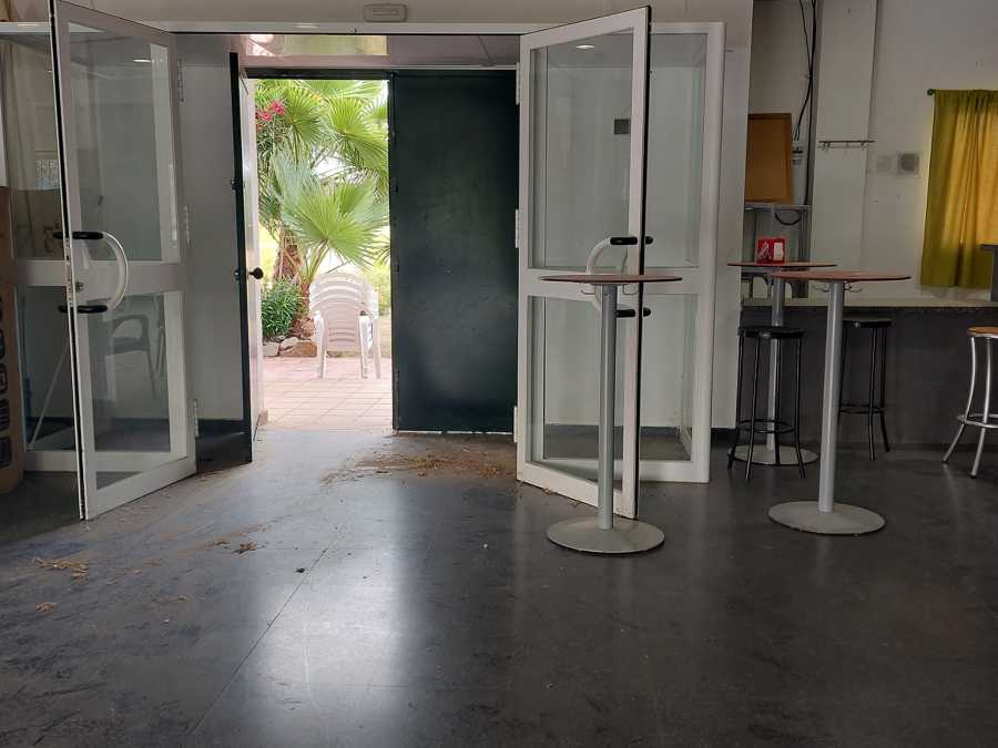 Limpieza comercial club Social Sanlúcar la Mayor