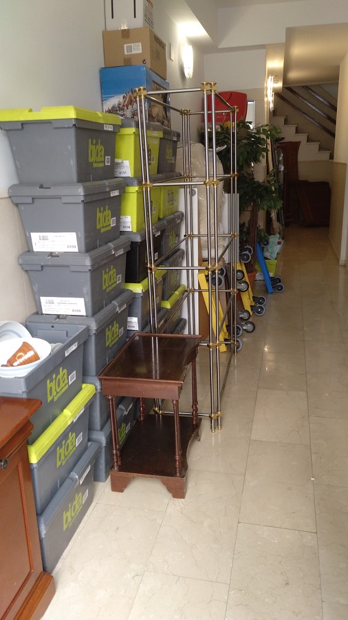 Transporte de cajas y enseres