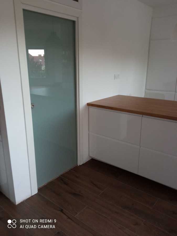 PUERTA CORREDERA INTEGRADA