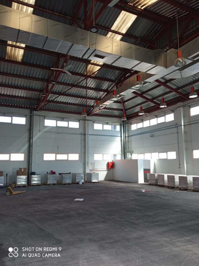 Sustitución de luminarias en nave industrial