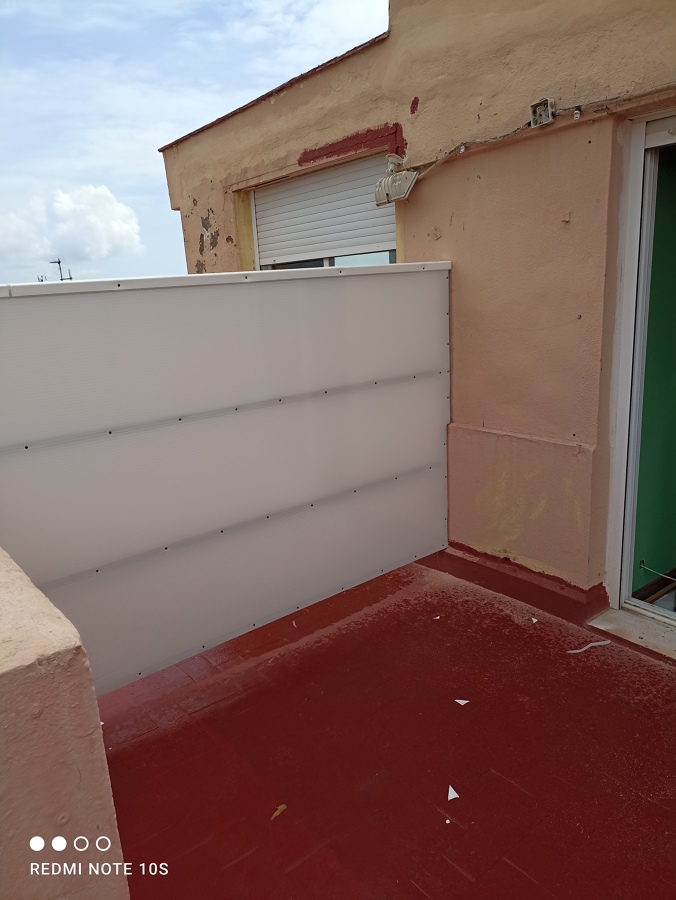 Tabique de policarbonato