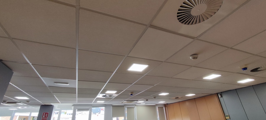 Actualización luminarias oficina