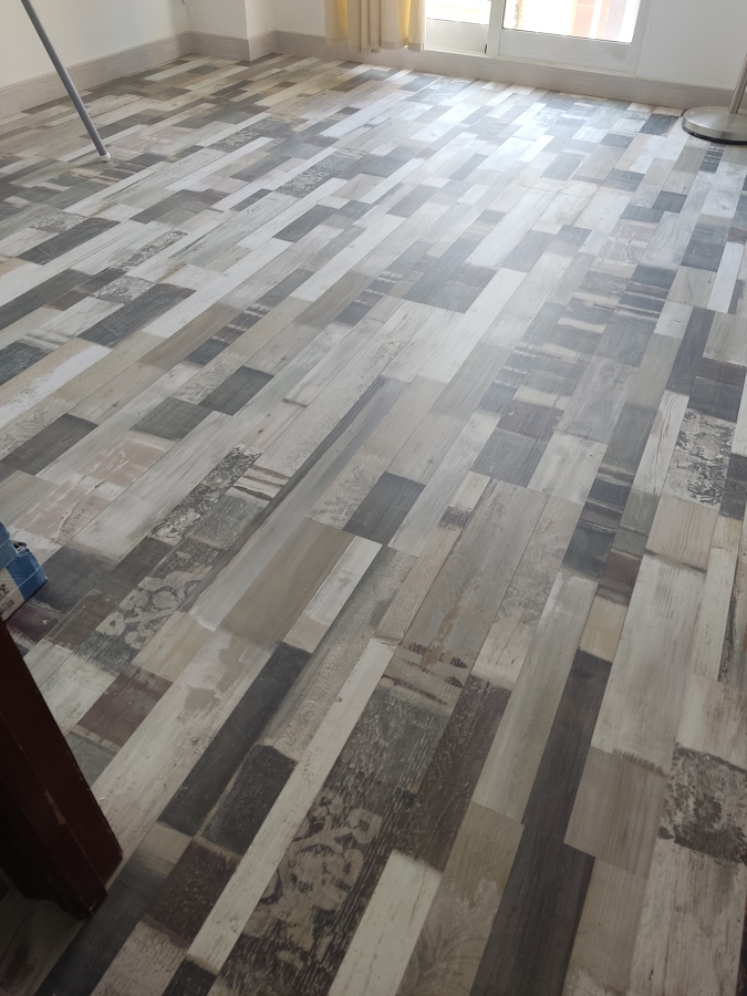 Instalación suelo laminado AC4/32 Tejo Arte