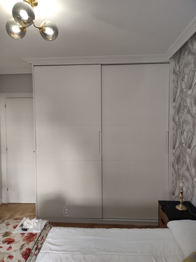 Armario puertas correderas