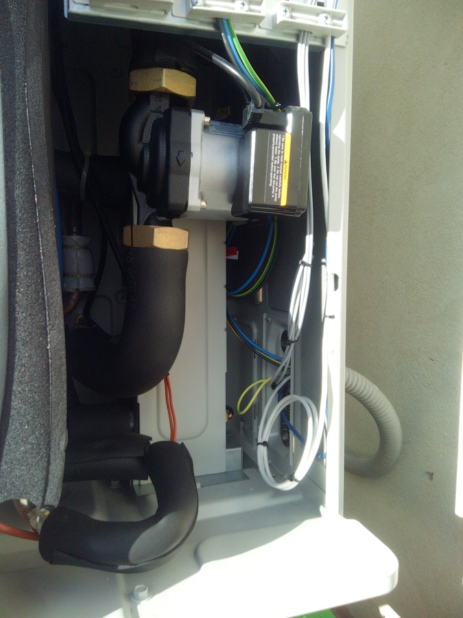 Detalle cableados aerotermia