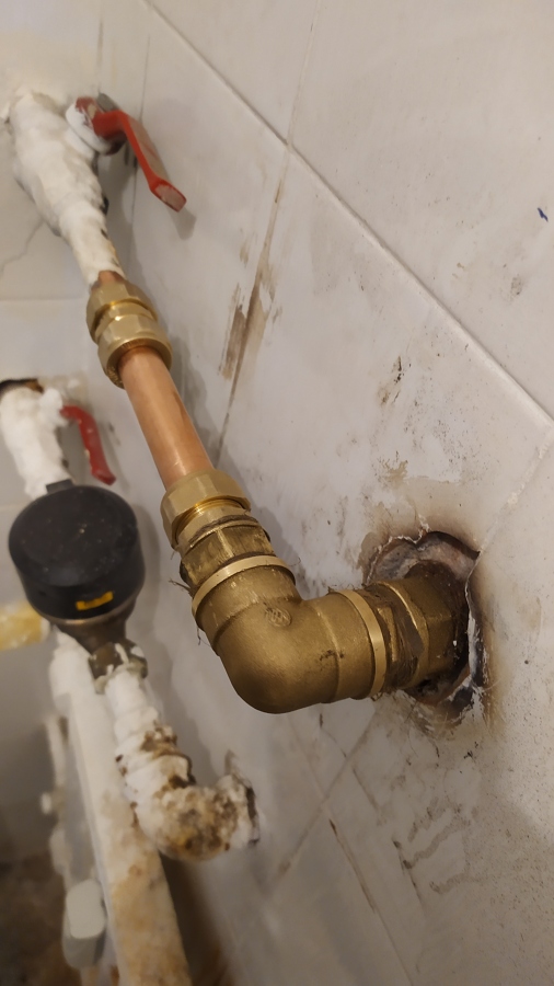 Reparación de tubería de cobre 2