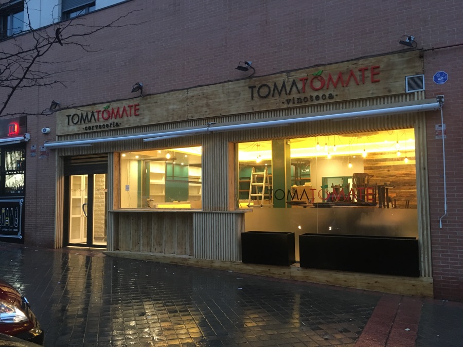 carteleria fachada TomaTomate