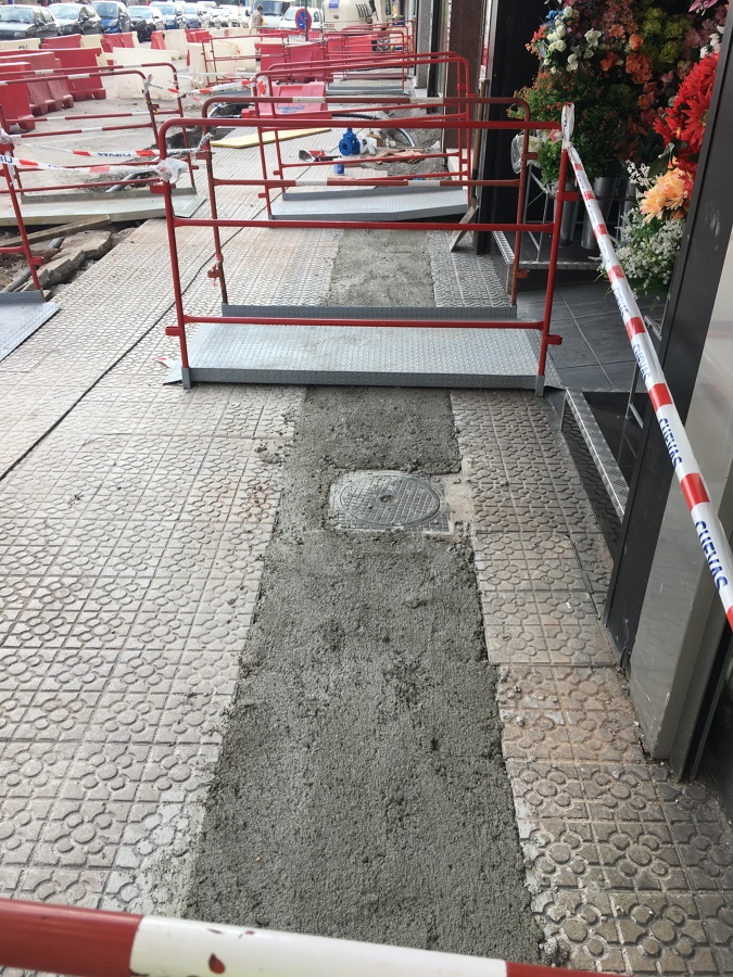 rematando abastecimiento de agua en C/Cadiz en santander