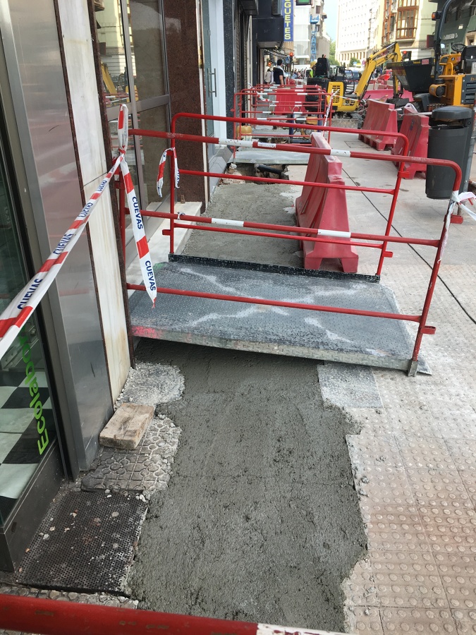 Rematando abastecimiento de agua en C/Cadiz en Santander