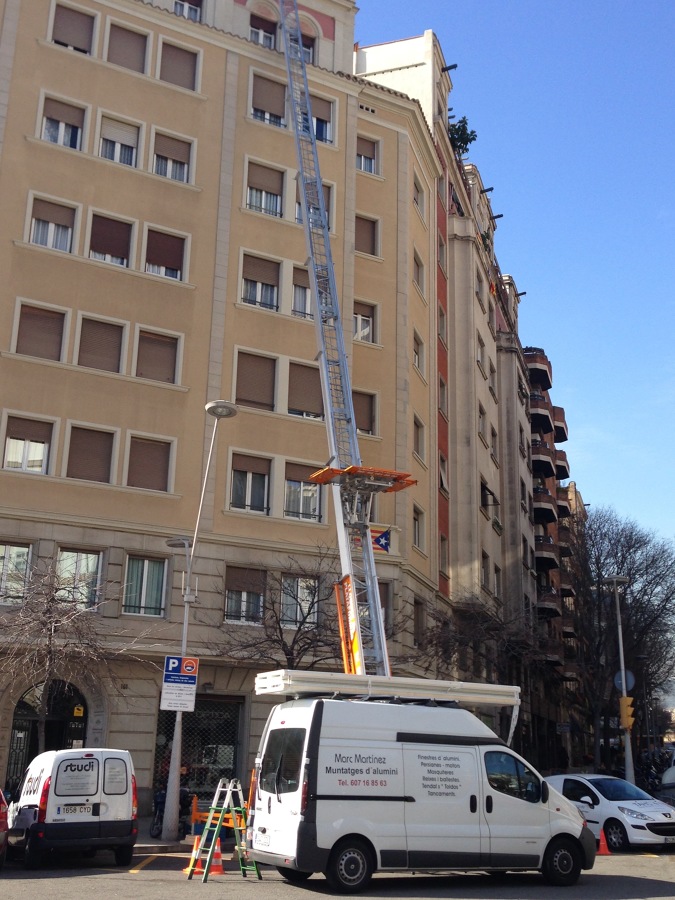 Elevación de materiales desde el exterior