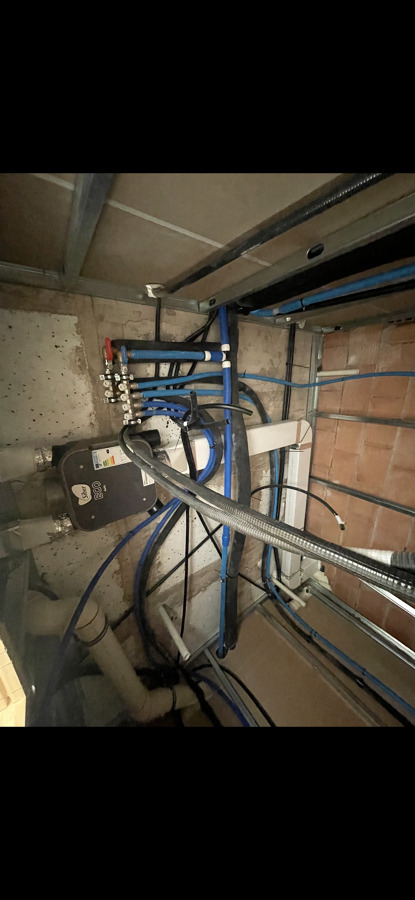 Red de Distribución de Agua Fría con Colectores en Polietileno