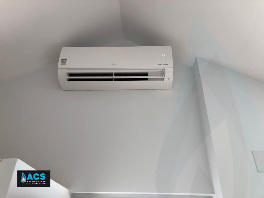 Split LG en guardilla