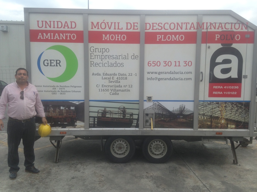 UNIDAD DE DESCONTAMINACIÓN DE AMIANTO, PLOMO, POLVO, MOHO