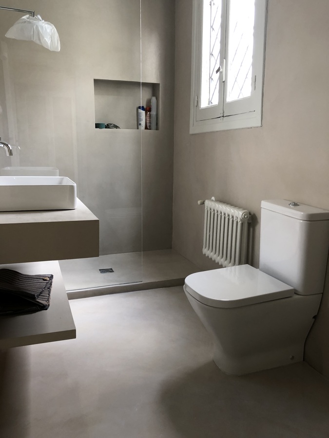 revestimiento de baño completo con Microcemento Flex Impermeable