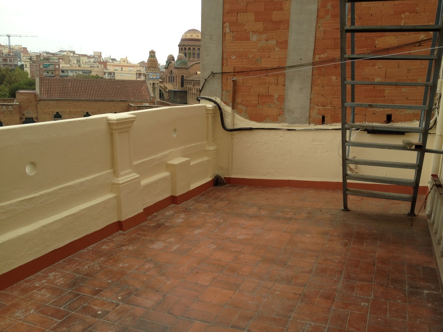 Reparación de muro perimetral de terraza y pintado
