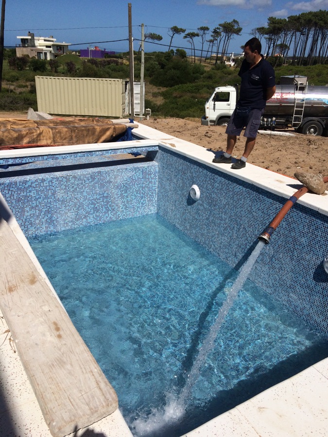 Llenado piscina