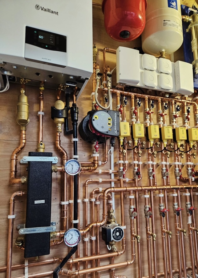 Instalación de sistema de calefacción y colectores