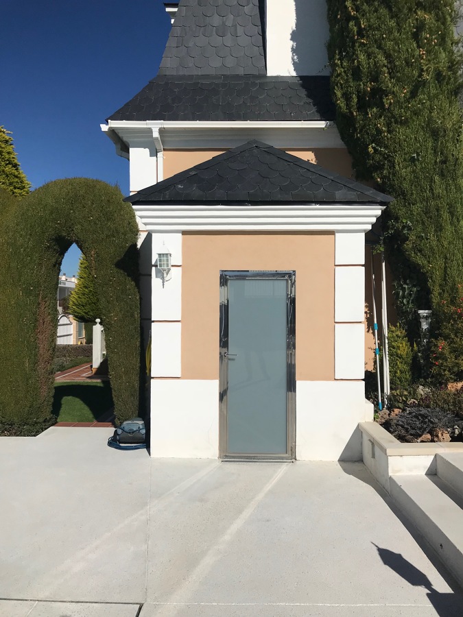 Reforma y reparación de piscina y alrededores en Monachil.