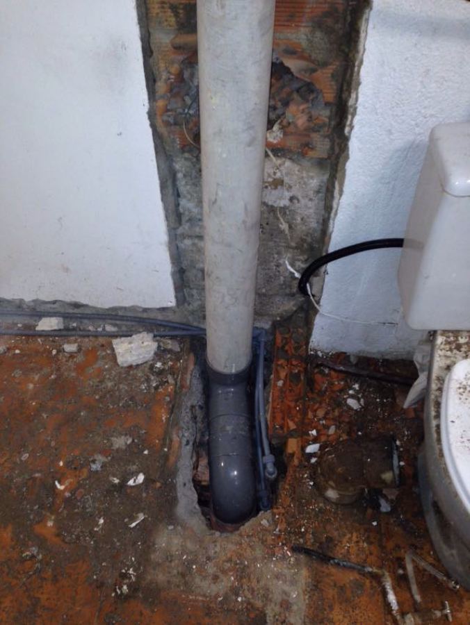 Mover bajante de su ubicación 