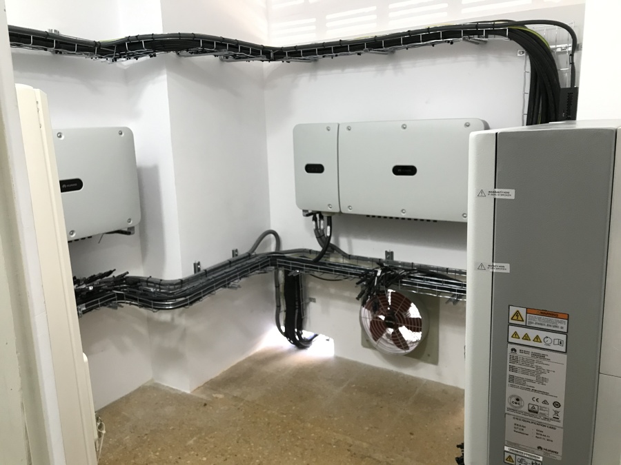 Proyecto de Instalación Solar Fotovoltaica de 216 kW para Autoconsumo en Cheste (Valencia)