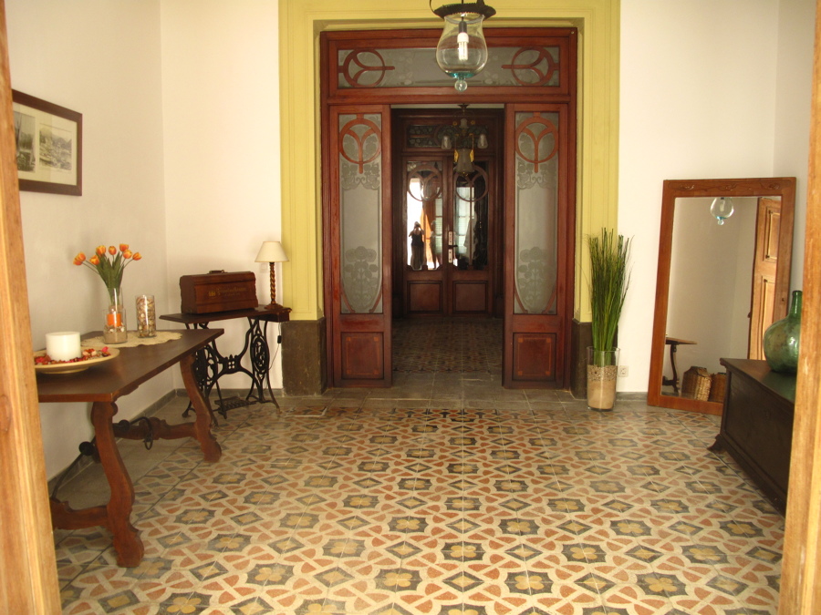 Rehabilitación de entrada vivienda tradicional