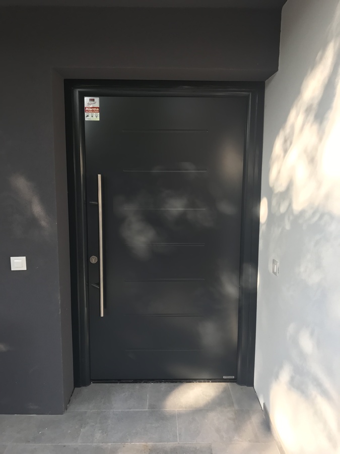 Puerta peatonal residencial Hörmann