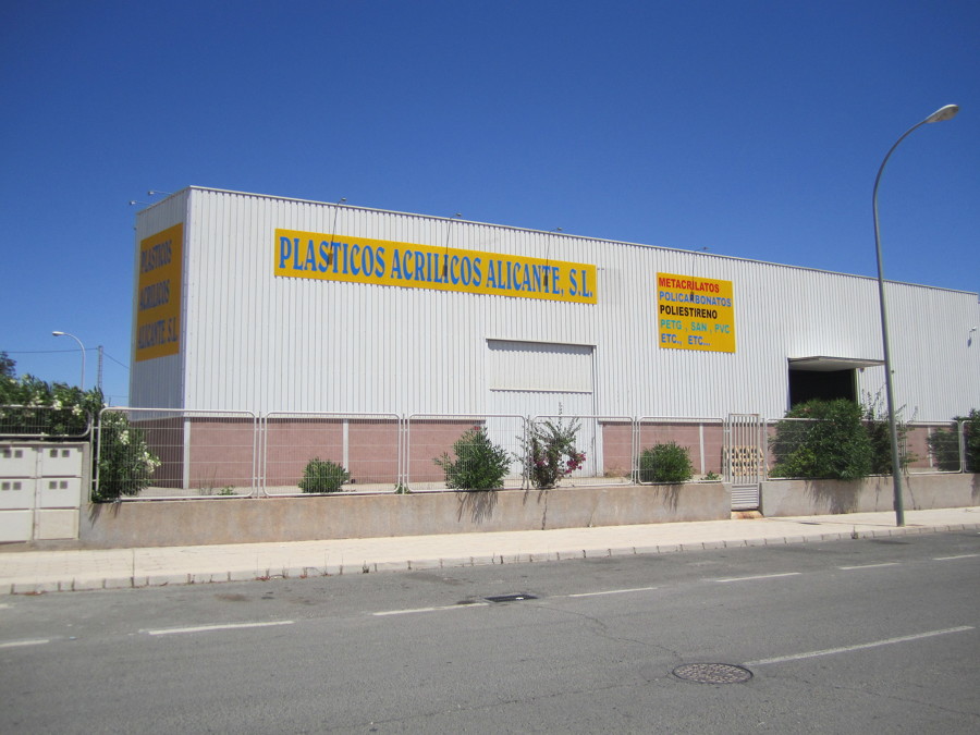 PLASTICOS ACRILICOS ALICANTE, S.L.