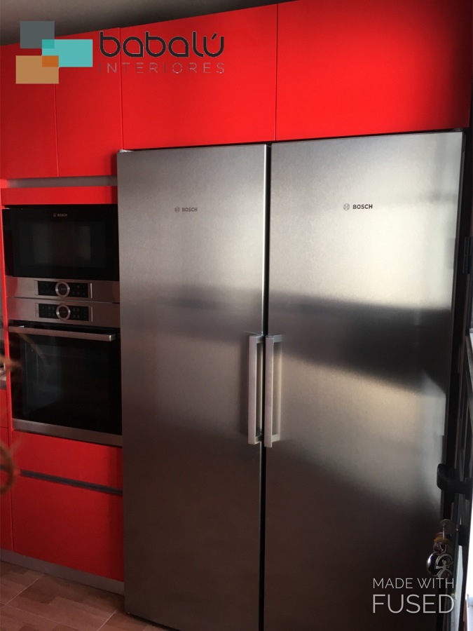 Cocina lacada en rojo