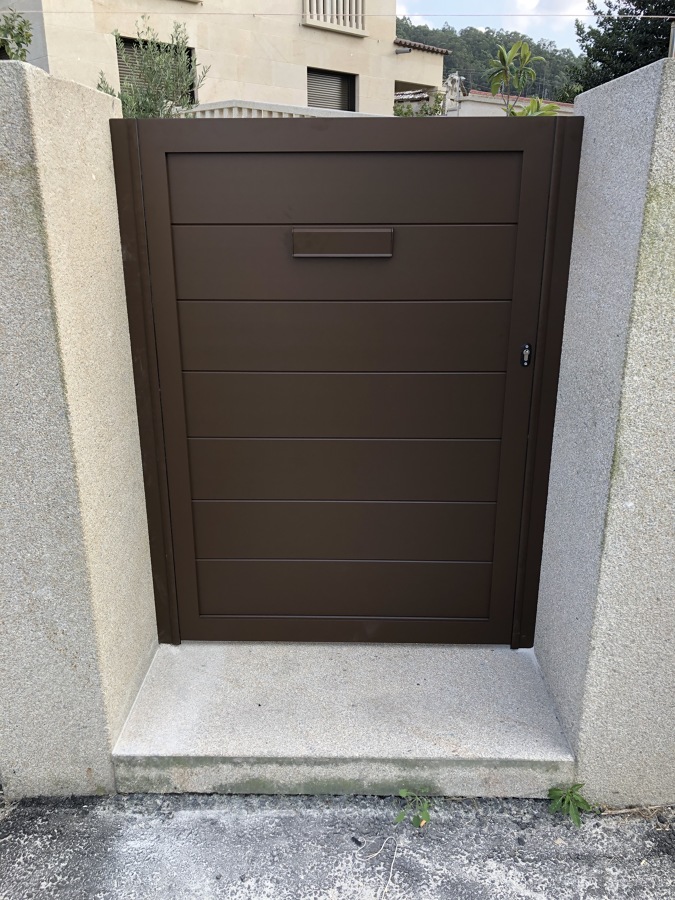 Puerta peatonal lama 200 horizontal