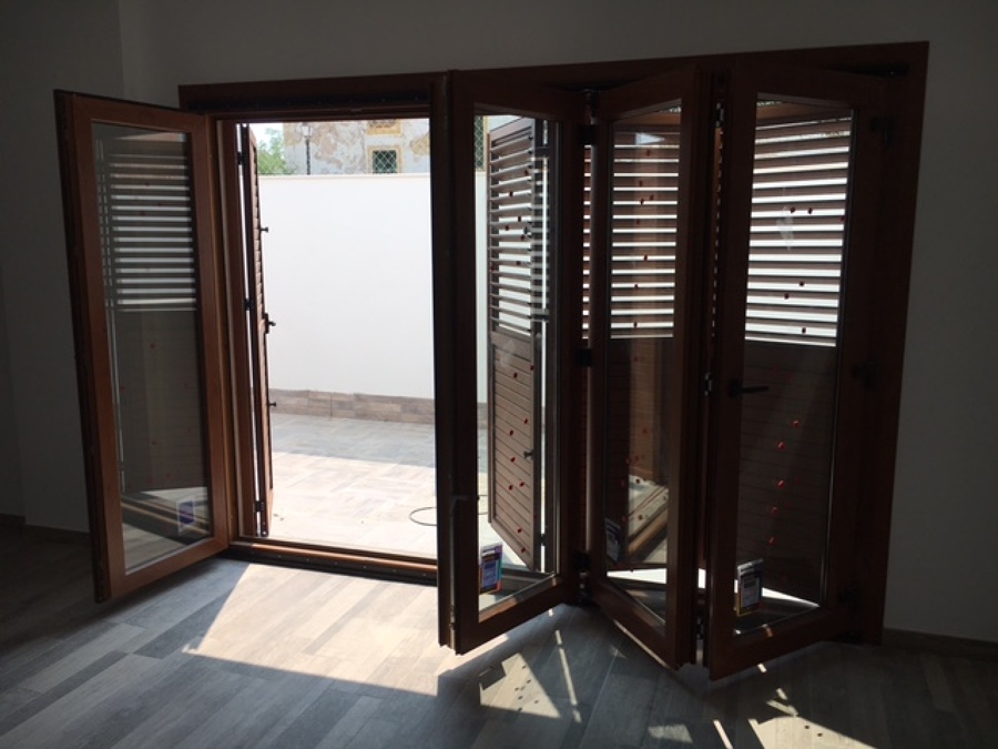 VENTANA PLEGABLE DE PVC