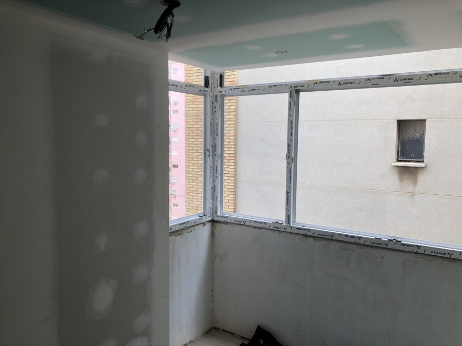 Inicio de cerramiento de galería