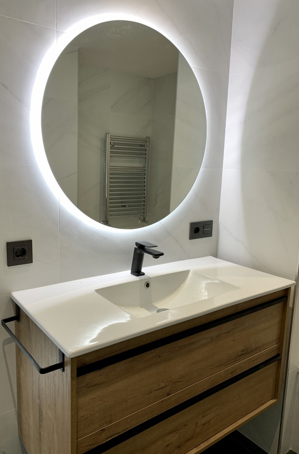 REFORMA VIVIENDA, EN SALINAS