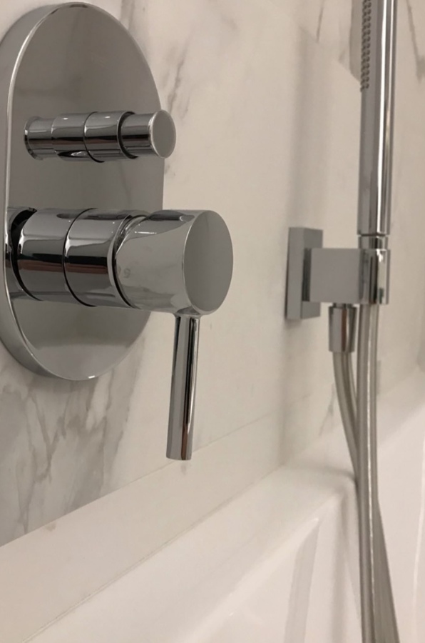 DISEÑO Y REFORMA DE BAÑOS