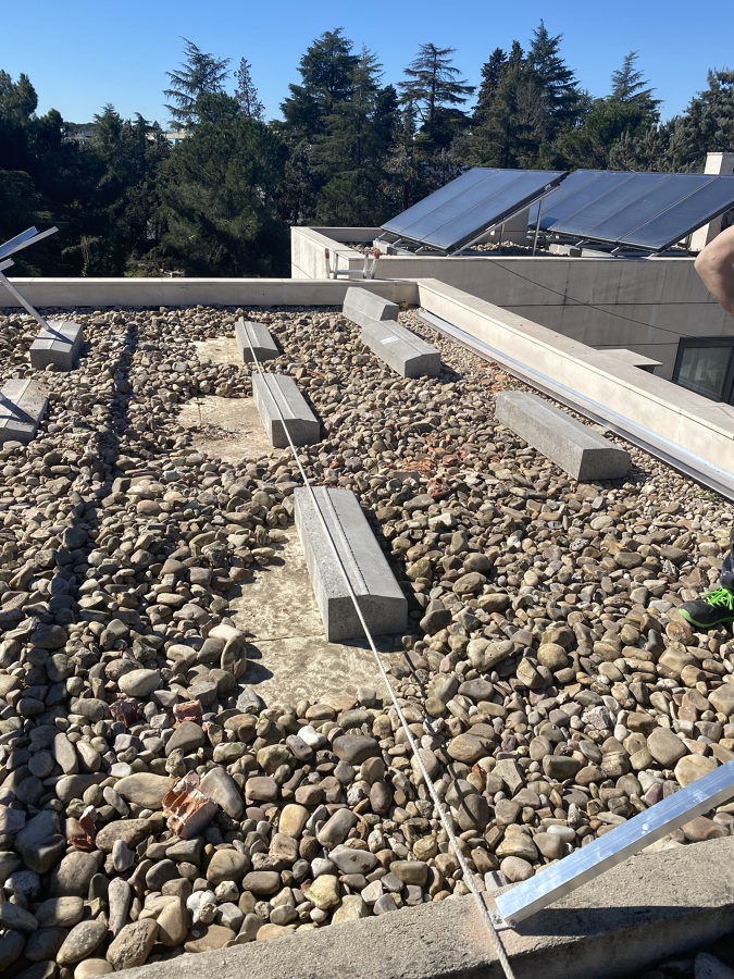 Soportes de hormigón para anclar perfiles