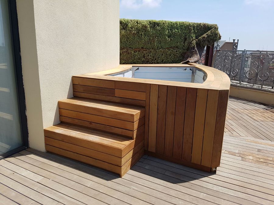 Tarima natural , revestimiento jacuzzi