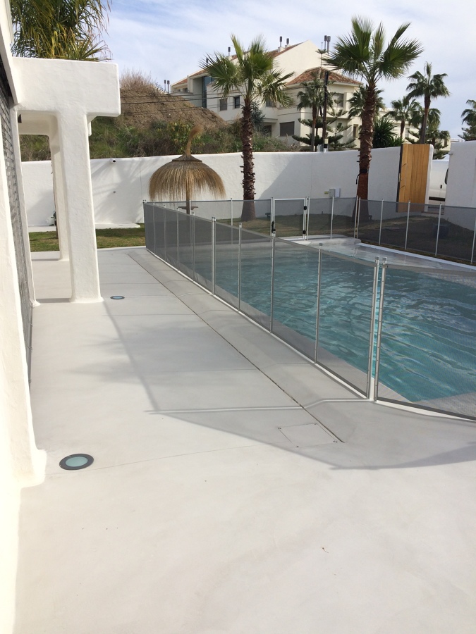 Piscina microcemento exterior