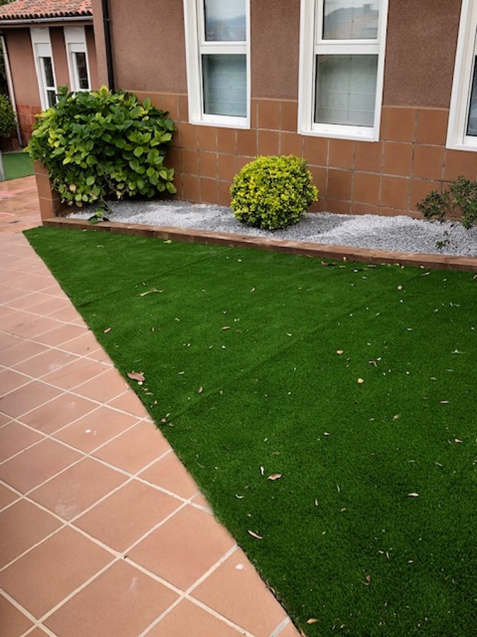 Jardín entrada en Sant Quirze del Vallès