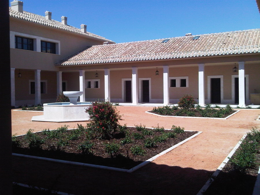 gran vivienda en coto de caza