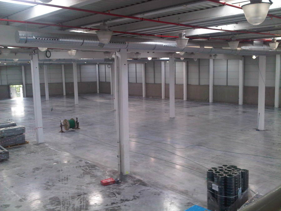 Construcción de grandes superficie comercial