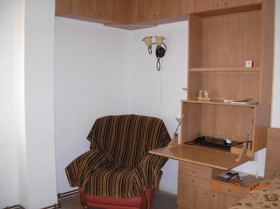 armario - mesa (abierta)