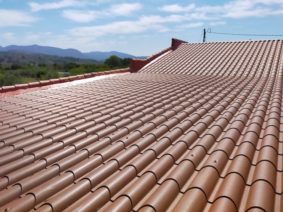 Sobre tejado de uralita