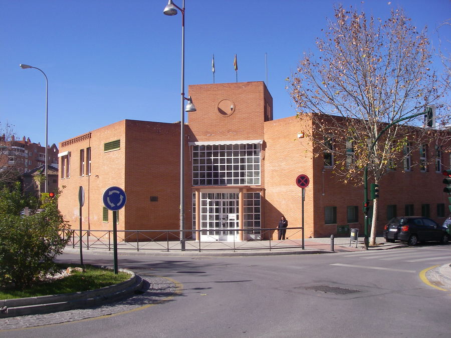 Reforma en edificio en Instituto de Astrofísica - Granada