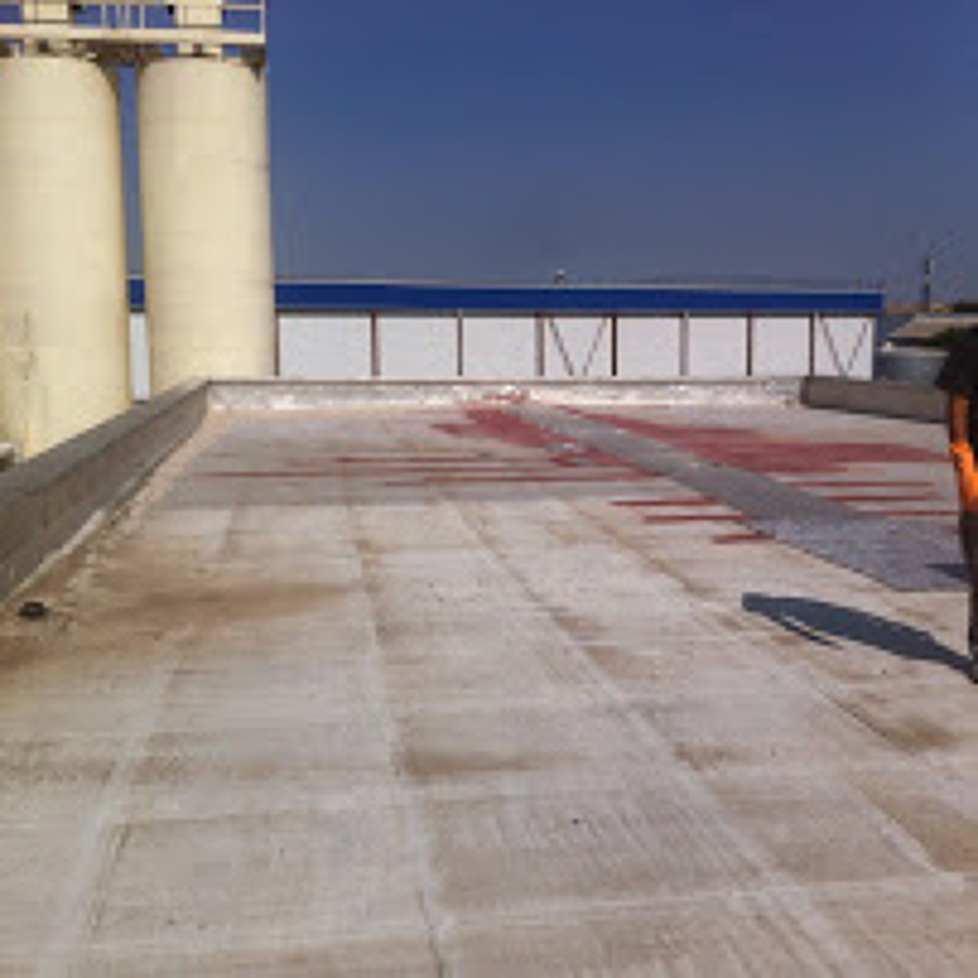 IMPERMEABILIZACION DE CUBIERTA EN NAVE