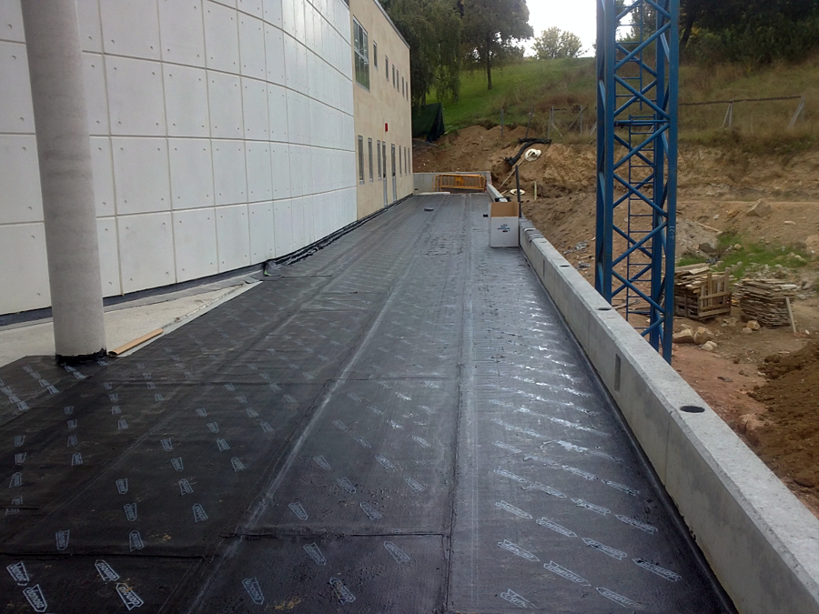 IMPERMEABILIZACION DE TERRAZA CON ELASTOMERO DE 4.8 KG/M2