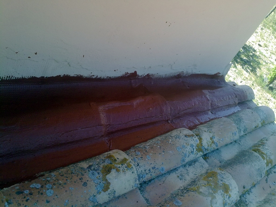 Impermeabilización en la unión de 2 tejados